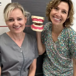 Dr. Magdalena Fronczak i Dr. Katarzyna Skubida - Specjaliści w Moje Ząbki